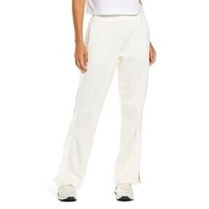 NEW ALO YOGA Women Small Courtside Tearaway Snap Ivory Pants